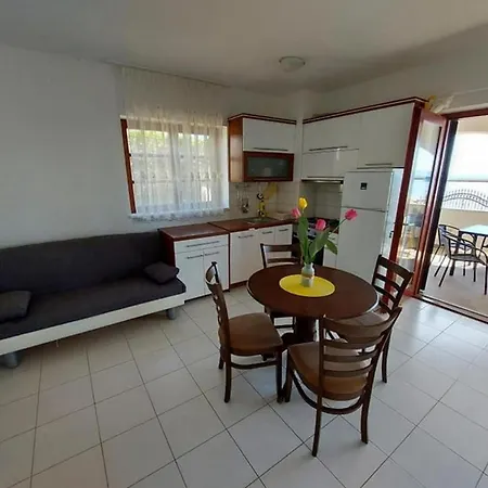 Apartmán Hrestak